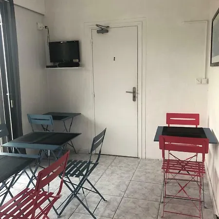 Le Pescadou Hotel 2*